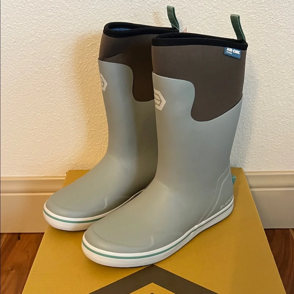 LaCrosse Alpha 12" Wayerproof Deck Boots Womens size 7 - Picture 2 of 10